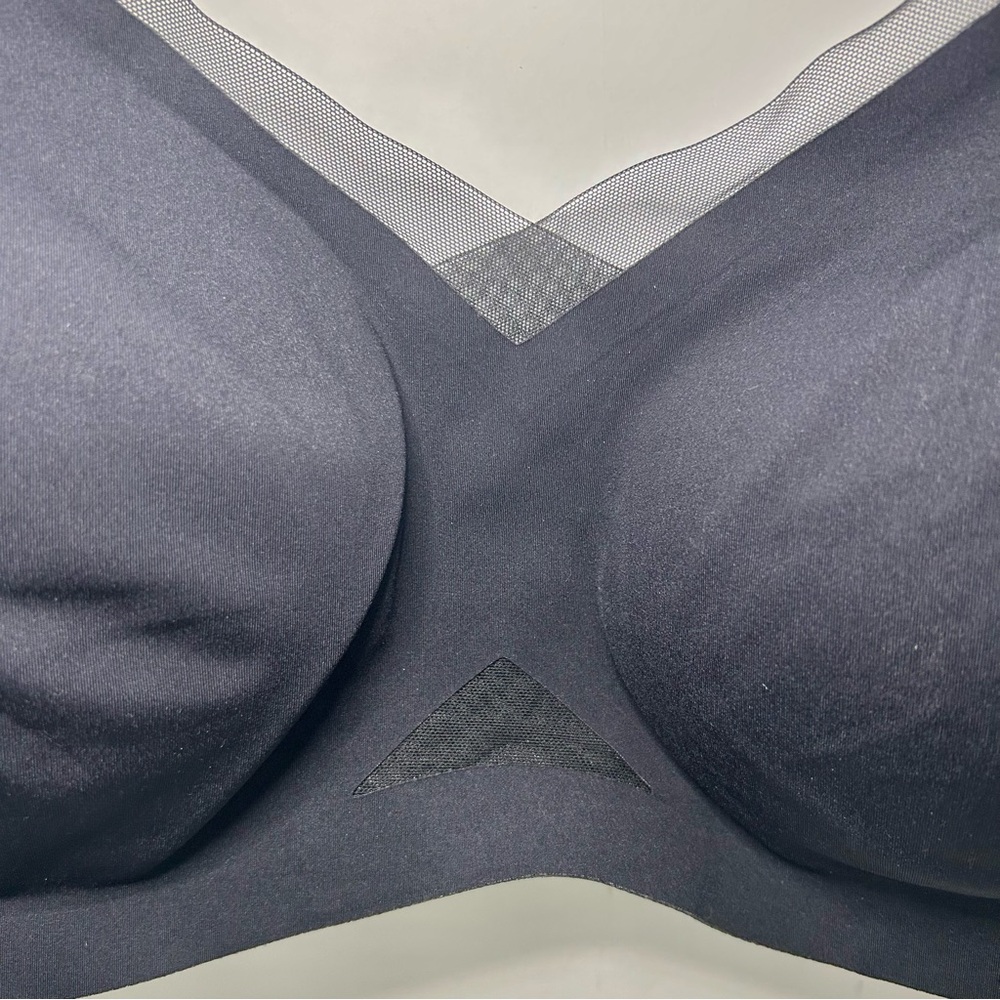 Women's Wire Free CrossOver Black Mesh Bra Size 1X - Picture 3 of 16
